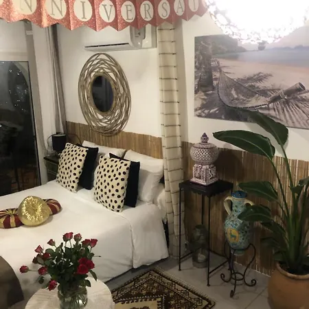 Apartment Dependance De 30m² Dans Maison Avec Entree Privee Six-Fours-les-Plages